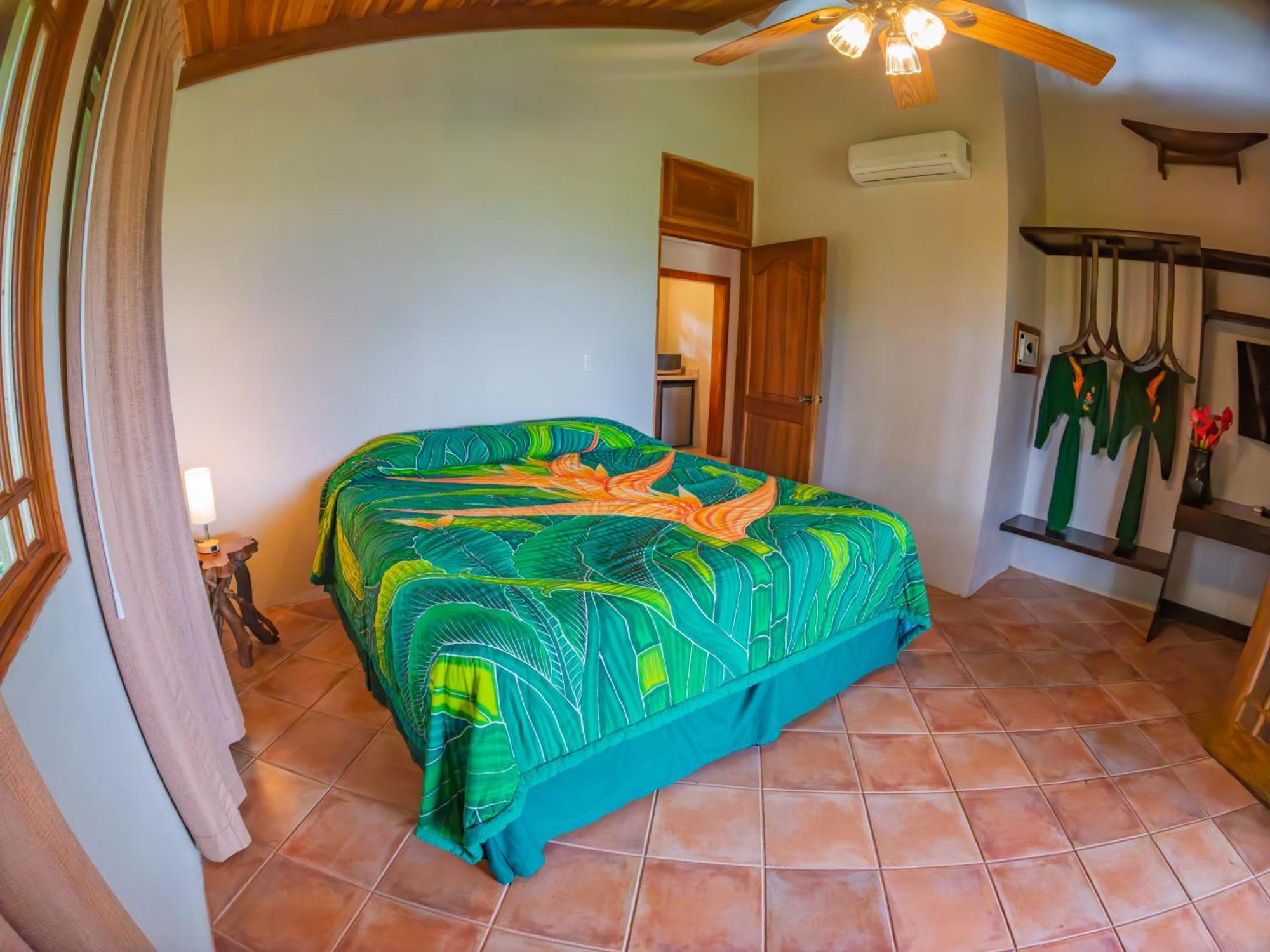 Lost Iguana Resort And Spa La Fortuna Exterior photo