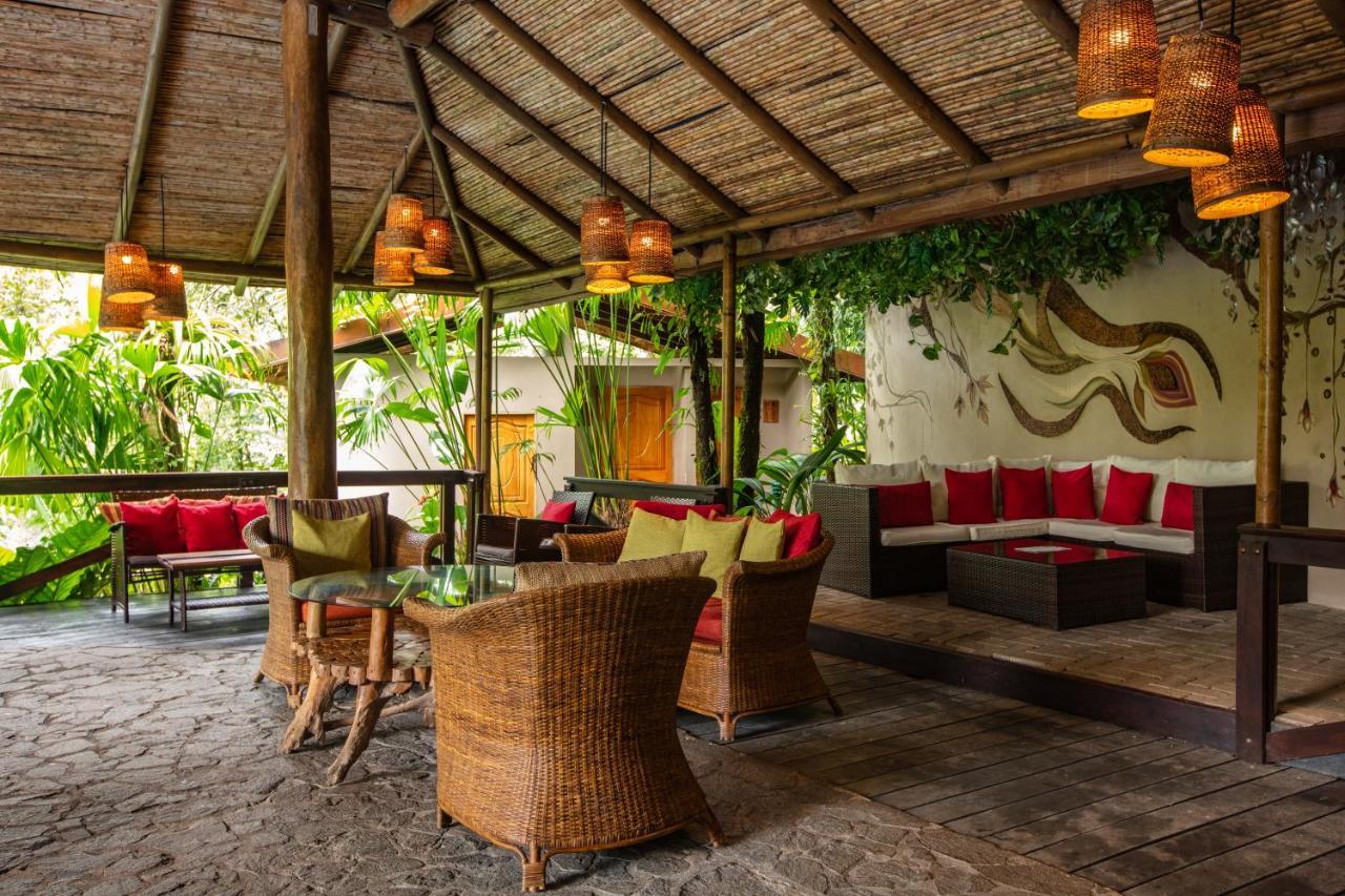 Lost Iguana Resort And Spa La Fortuna Exterior photo